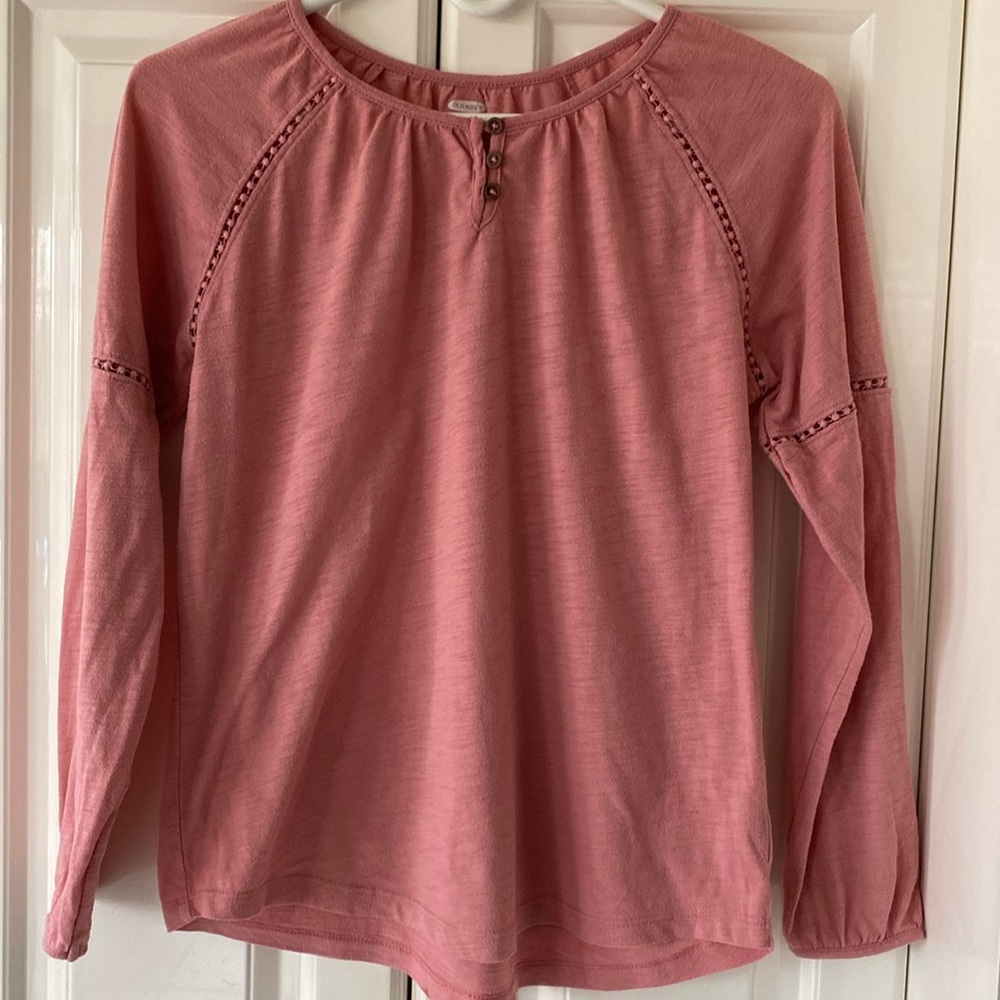 Old Navy girl’s size XL (14-16) long sleeve blouse